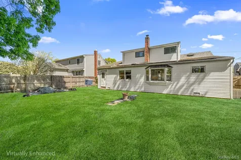 216 Oak Street Massapequa Park NY 11762