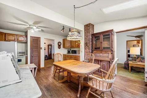 216 Oak Street Massapequa Park NY 11762