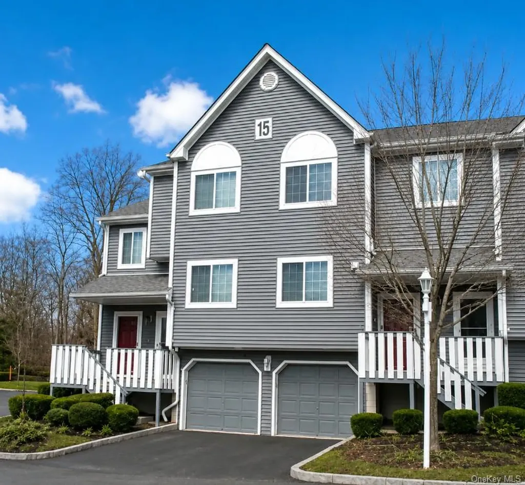 88 Eagle Ridge Way Nanuet NY 10954
