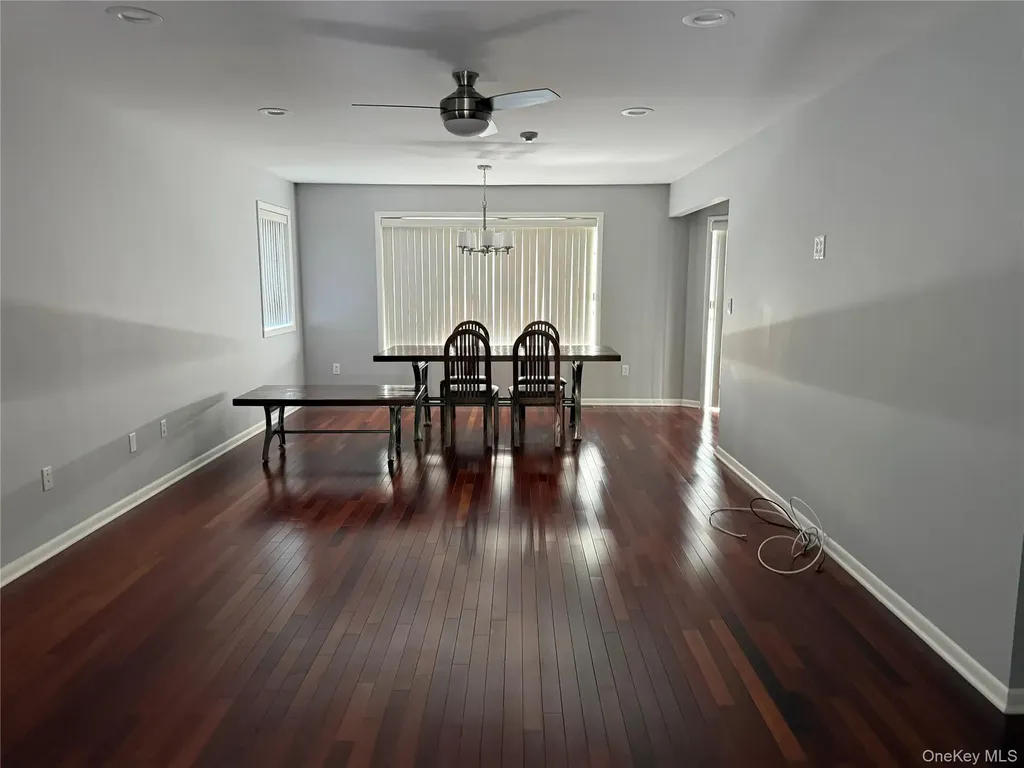 88 Eagle Ridge Way Nanuet NY 10954