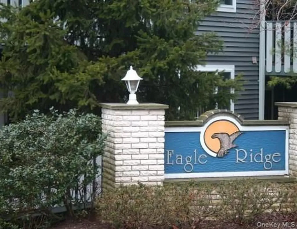 88 Eagle Ridge Way Nanuet NY 10954
