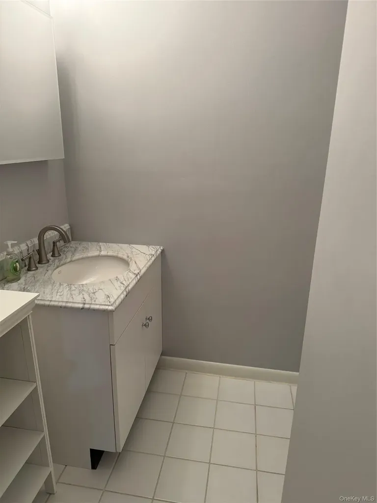 88 Eagle Ridge Way Nanuet NY 10954