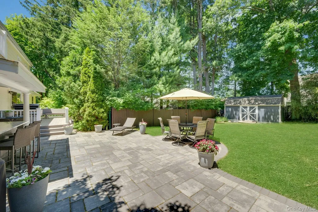 59 Chester Place Thornwood NY 10594