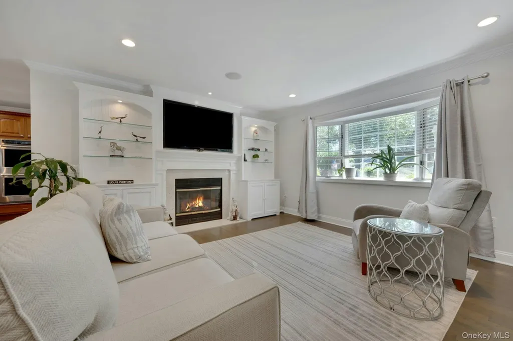 59 Chester Place Thornwood NY 10594