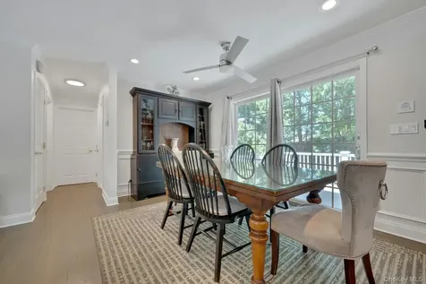 59 Chester Place Thornwood NY 10594