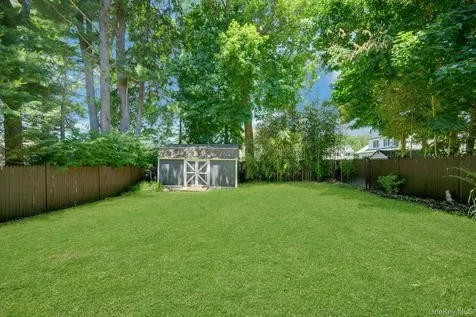 59 Chester Place Thornwood NY 10594