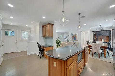 59 Chester Place Thornwood NY 10594