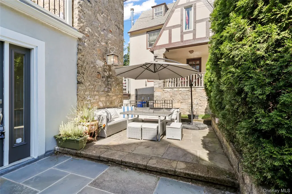 75 Kensington Road Bronxville NY 10708