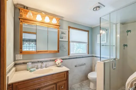 12 Swan Lane Hauppauge NY 11788
