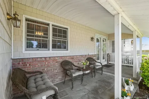 12 Swan Lane Hauppauge NY 11788