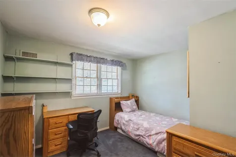 12 Swan Lane Hauppauge NY 11788