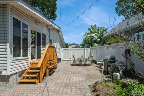 12 Swan Lane Hauppauge NY 11788