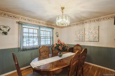 12 Swan Lane Hauppauge NY 11788
