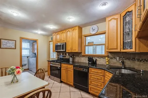 12 Swan Lane Hauppauge NY 11788