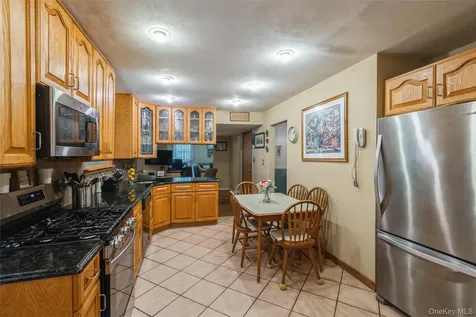 12 Swan Lane Hauppauge NY 11788