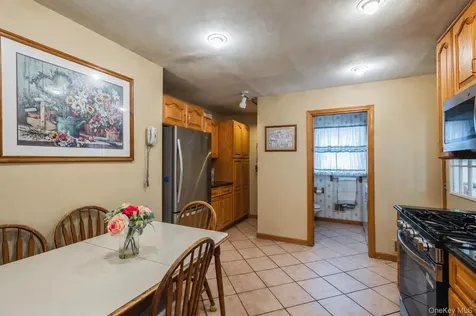 12 Swan Lane Hauppauge NY 11788