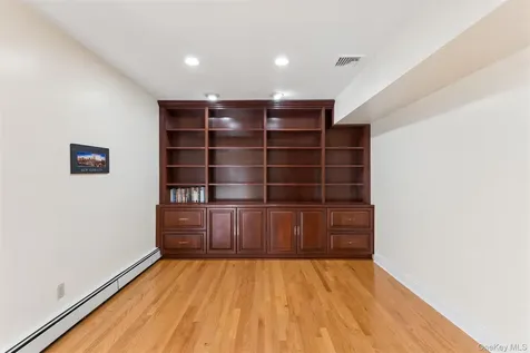 72 Lake End Road Merrick NY 11566
