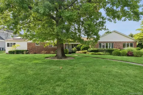 72 Lake End Road Merrick NY 11566