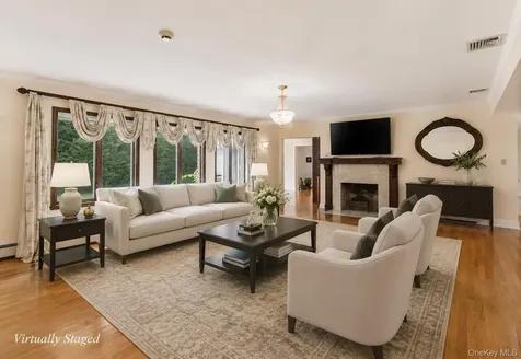 72 Lake End Road Merrick NY 11566
