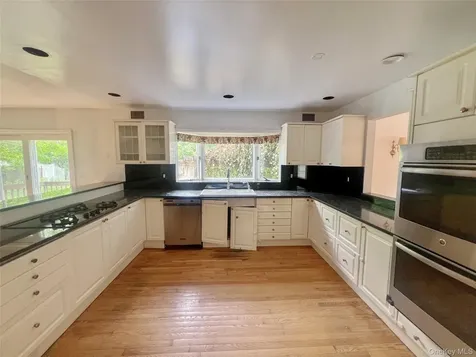 160 S Conger Avenue Congers NY 10920