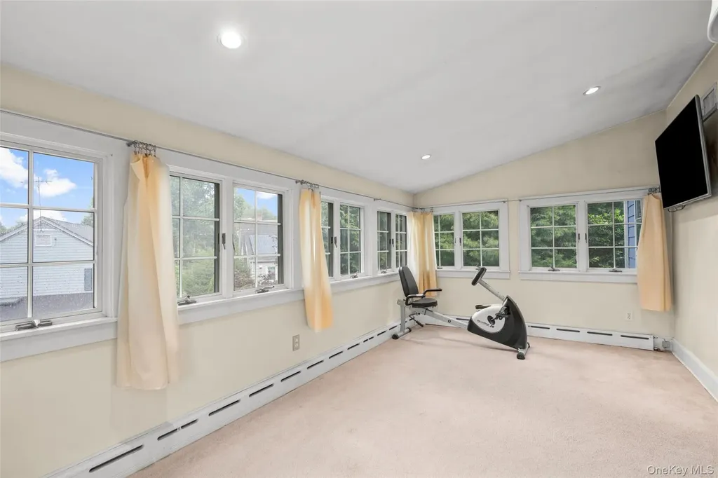 683 Forest Avenue Larchmont NY 10538