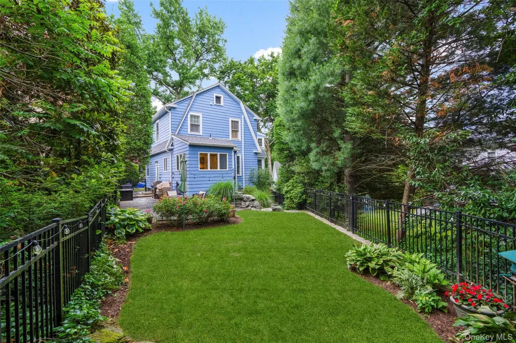 683 Forest Avenue Larchmont NY 10538