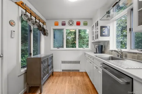 683 Forest Avenue Larchmont NY 10538