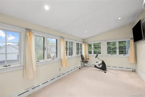 683 Forest Avenue Larchmont NY 10538