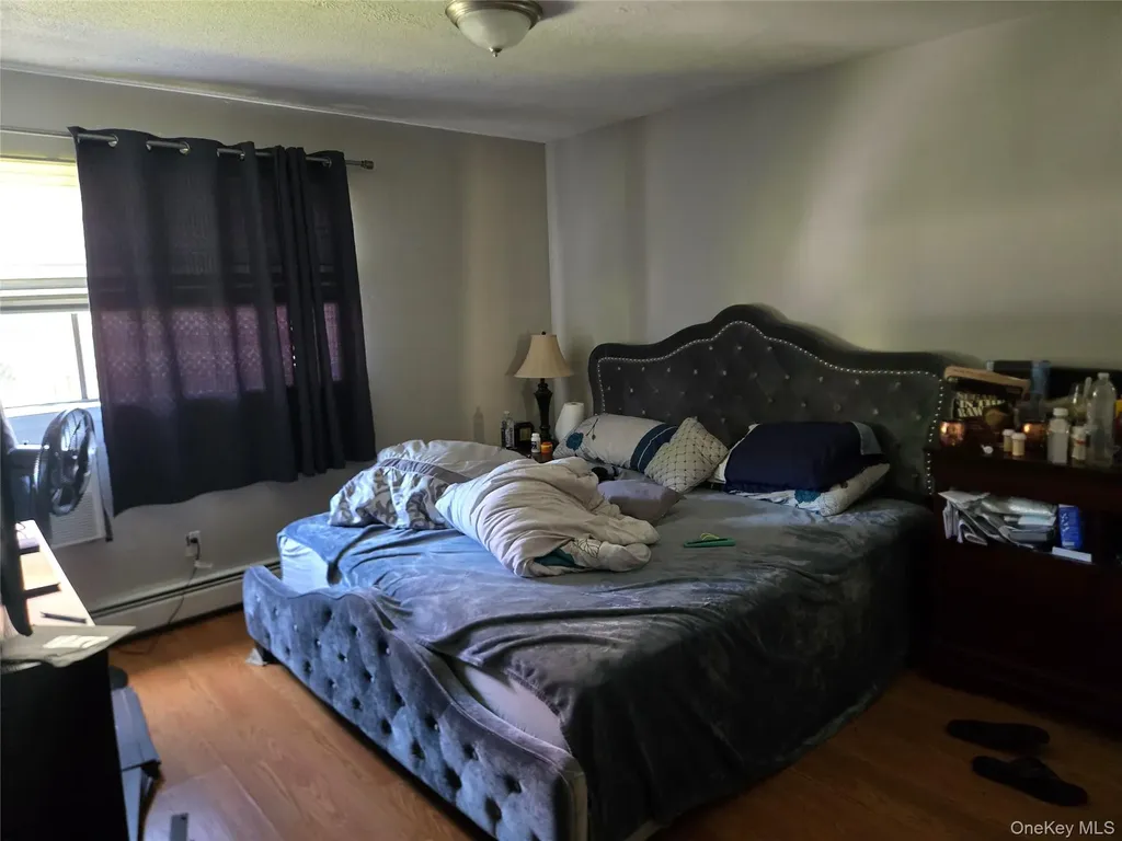 13 Granada Crescent White Plains NY 10603