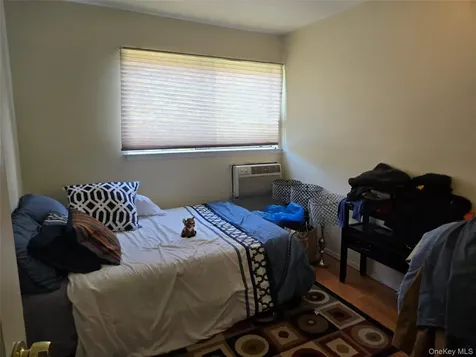 13 Granada Crescent White Plains NY 10603
