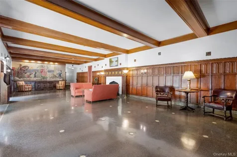 21 N Chatsworth Avenue Larchmont NY 10538