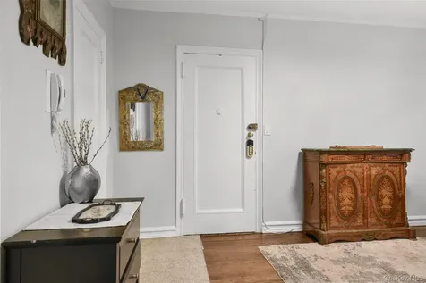 21 N Chatsworth Avenue Larchmont NY 10538