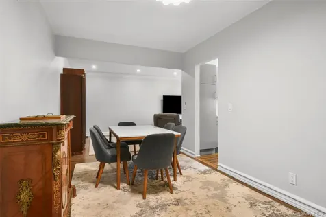 21 N Chatsworth Avenue Larchmont NY 10538
