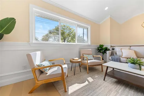 1059 Denton Avenue Manhasset Hills NY 11040