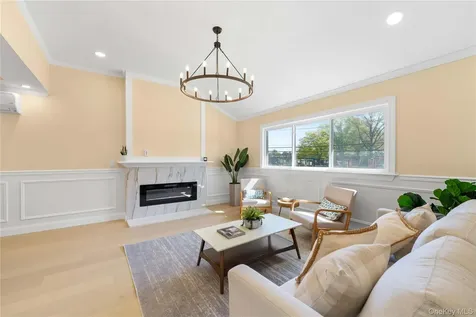 1059 Denton Avenue Manhasset Hills NY 11040