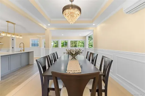 1059 Denton Avenue Manhasset Hills NY 11040