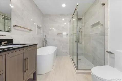1059 Denton Avenue Manhasset Hills NY 11040