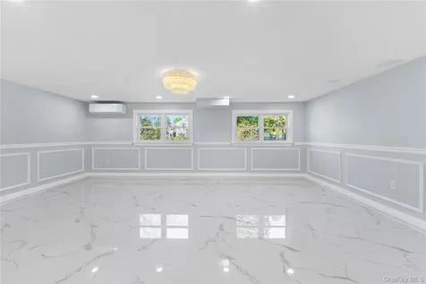1059 Denton Avenue Manhasset Hills NY 11040