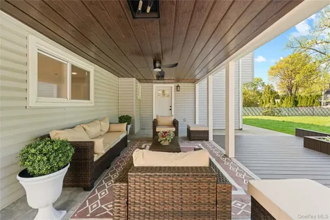 1059 Denton Avenue Manhasset Hills NY 11040