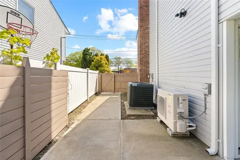 1059 Denton Avenue Manhasset Hills NY 11040