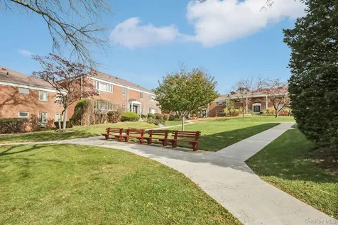 40 Lawrence Drive White Plains NY 10603