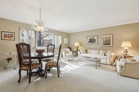 40 Lawrence Drive White Plains NY 10603