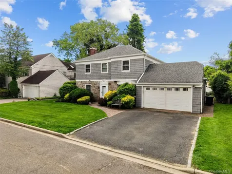 67 Raymond Place Hewlett NY 11557