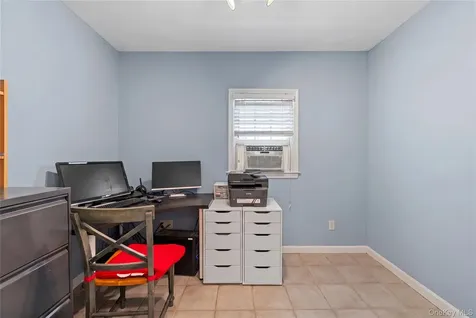 67 Raymond Place Hewlett NY 11557