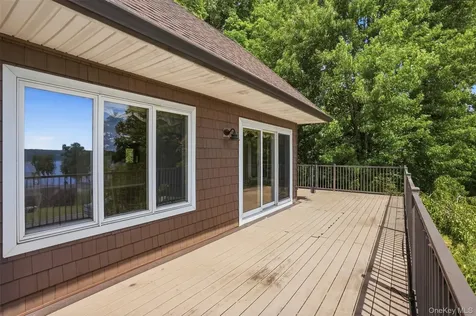 62 Riverview Mary Powell Port Ewen NY 12429
