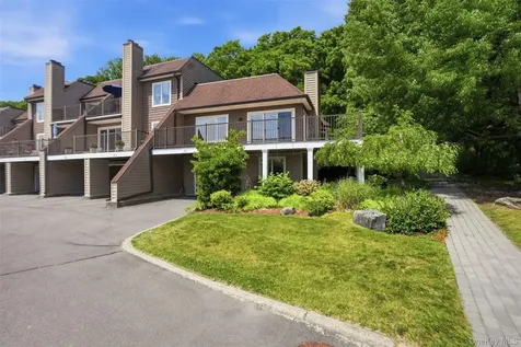 62 Riverview Mary Powell Port Ewen NY 12429