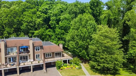 62 Riverview Mary Powell Port Ewen NY 12429