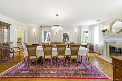 49 Andover Road Rockville Centre NY 11570
