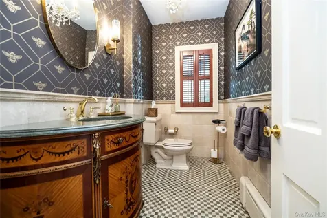 49 Andover Road Rockville Centre NY 11570