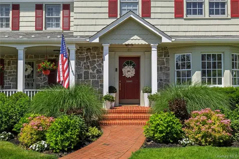 49 Andover Road Rockville Centre NY 11570